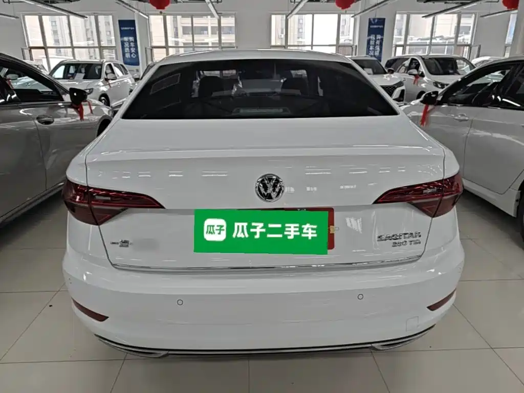 Фото 6 - Volkswagen Sagitar
