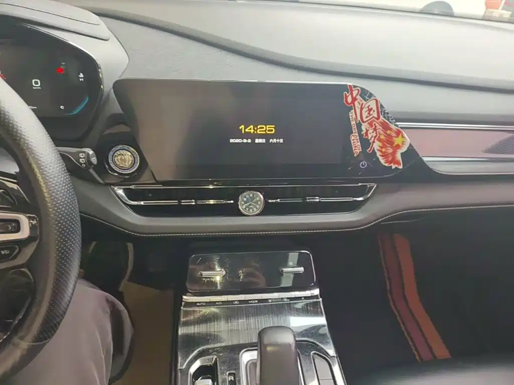 Photo 13 - Wuling Motors Wuling Victory