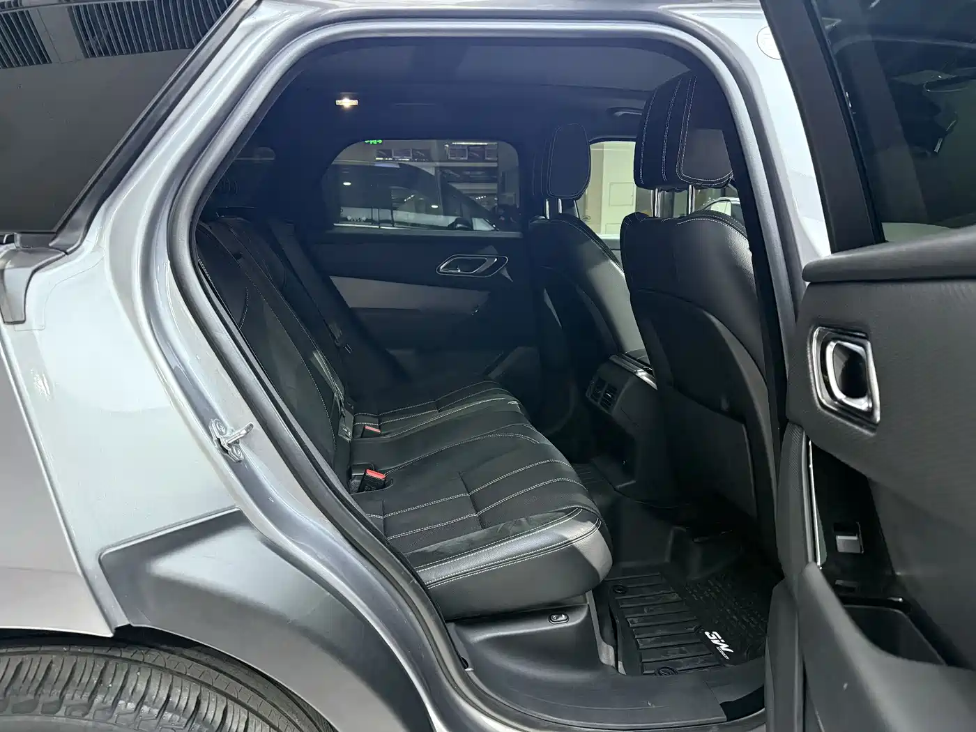 Land Rover Range Rover Velar 2020 P250 R-DYNAMIC S фото 15