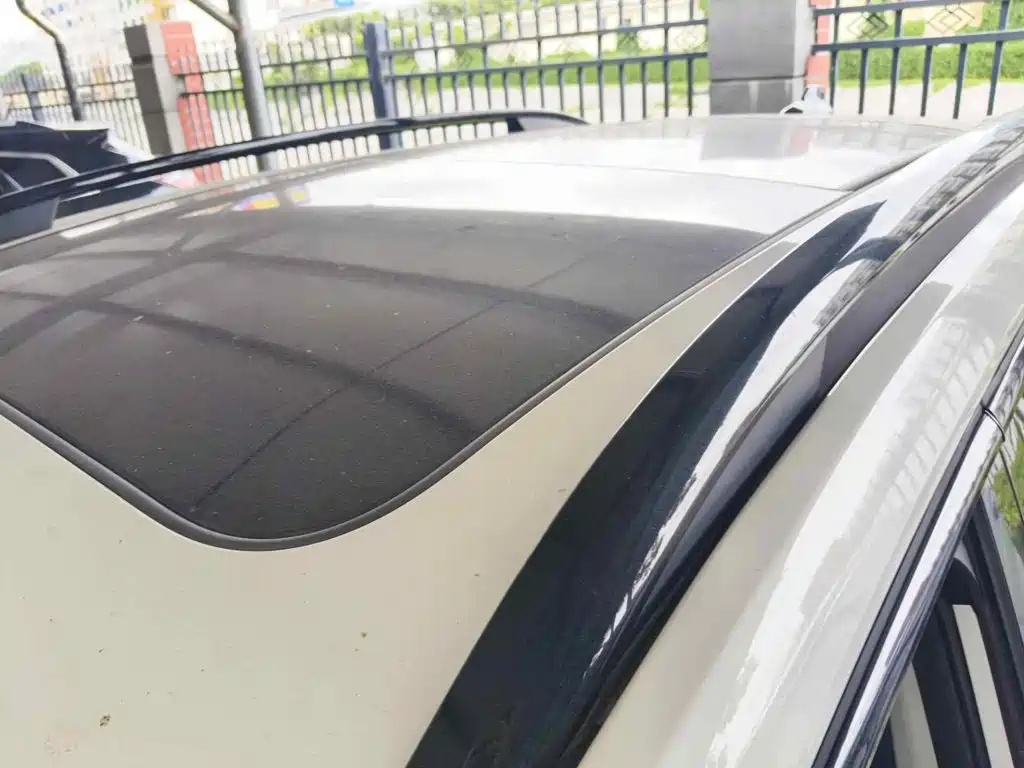 Фото 6 - Roewe RX5