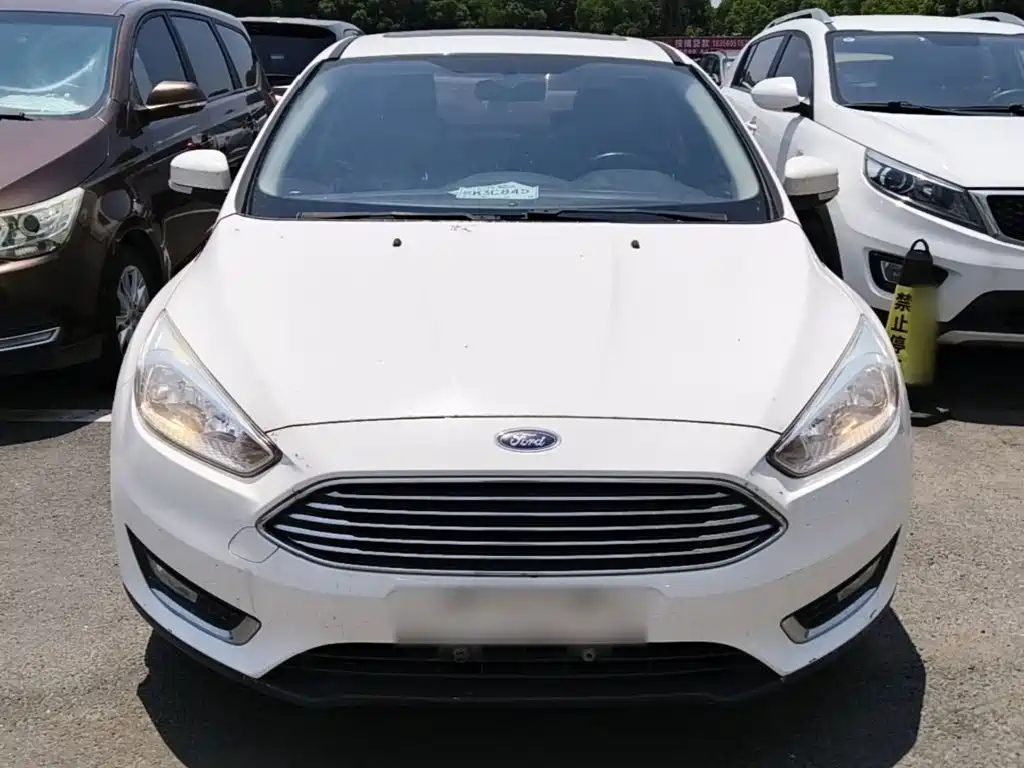 Photo 3 - Ford Focus