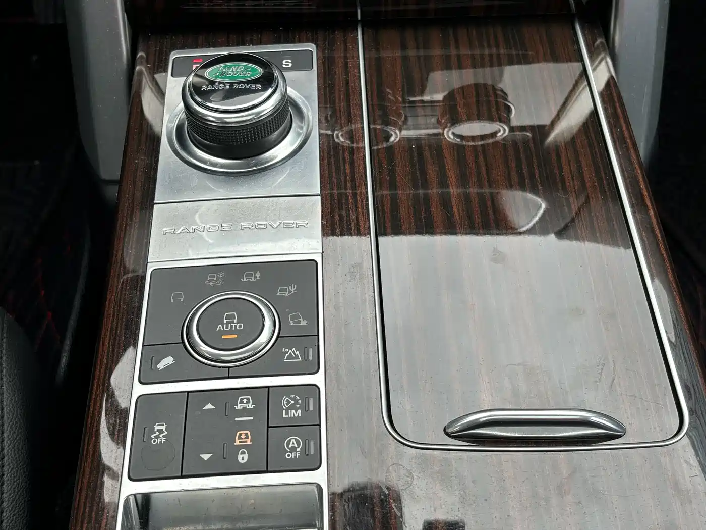 Land Rover Range Rover 2017 3.0 SC V6 Vogue фото 10