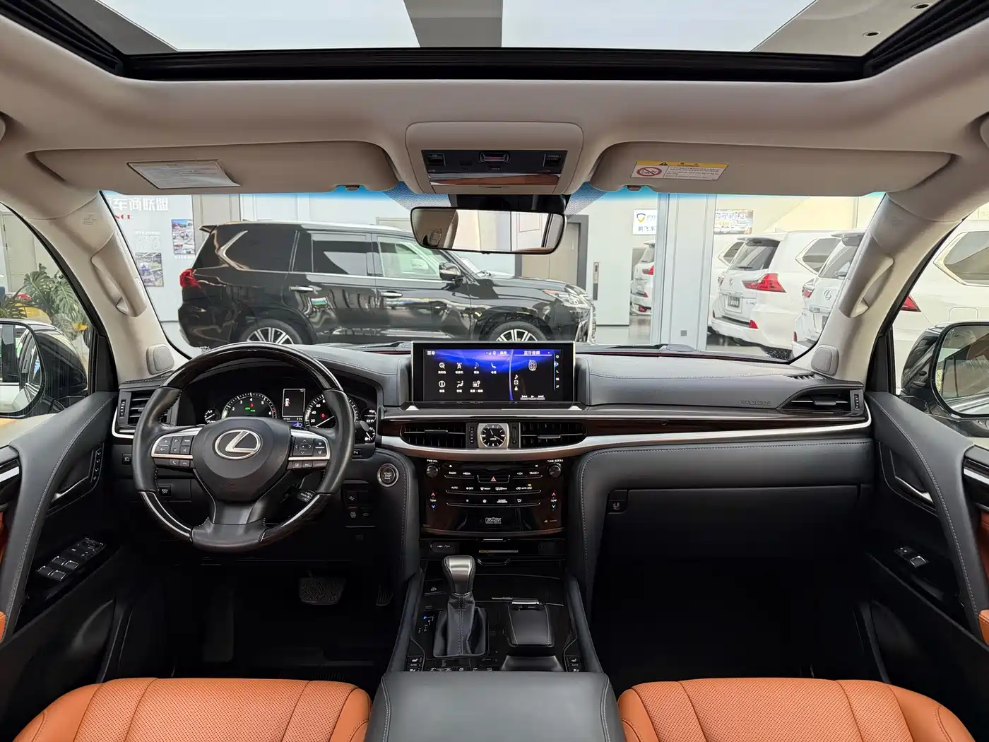 Lexus LX 2019 570 Prestige Luxury Edition фото 8