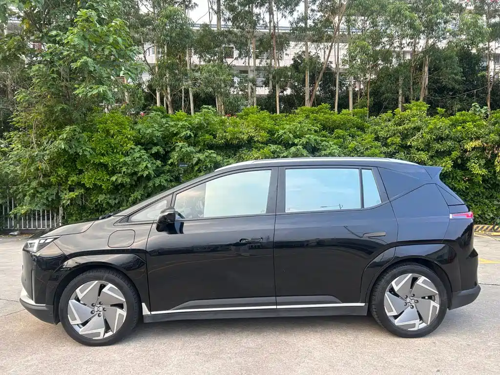 Hycan Auto Hycan Z03 2023 2022 Model 620km Trendy Cool Edition 160kW 76.8kWh