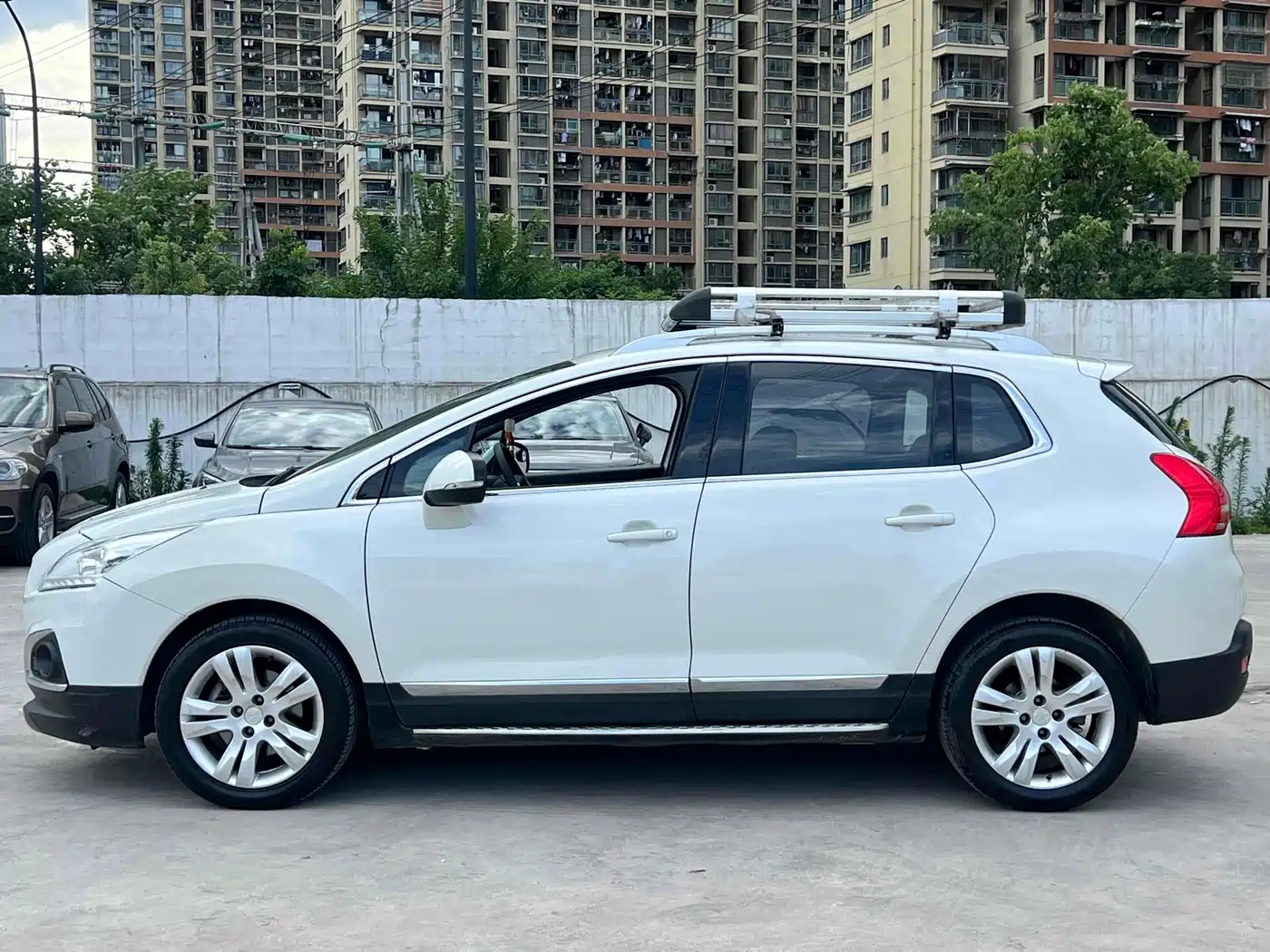 Peugeot 3008 2015 2.0L Automatic Trend Edition фото 7