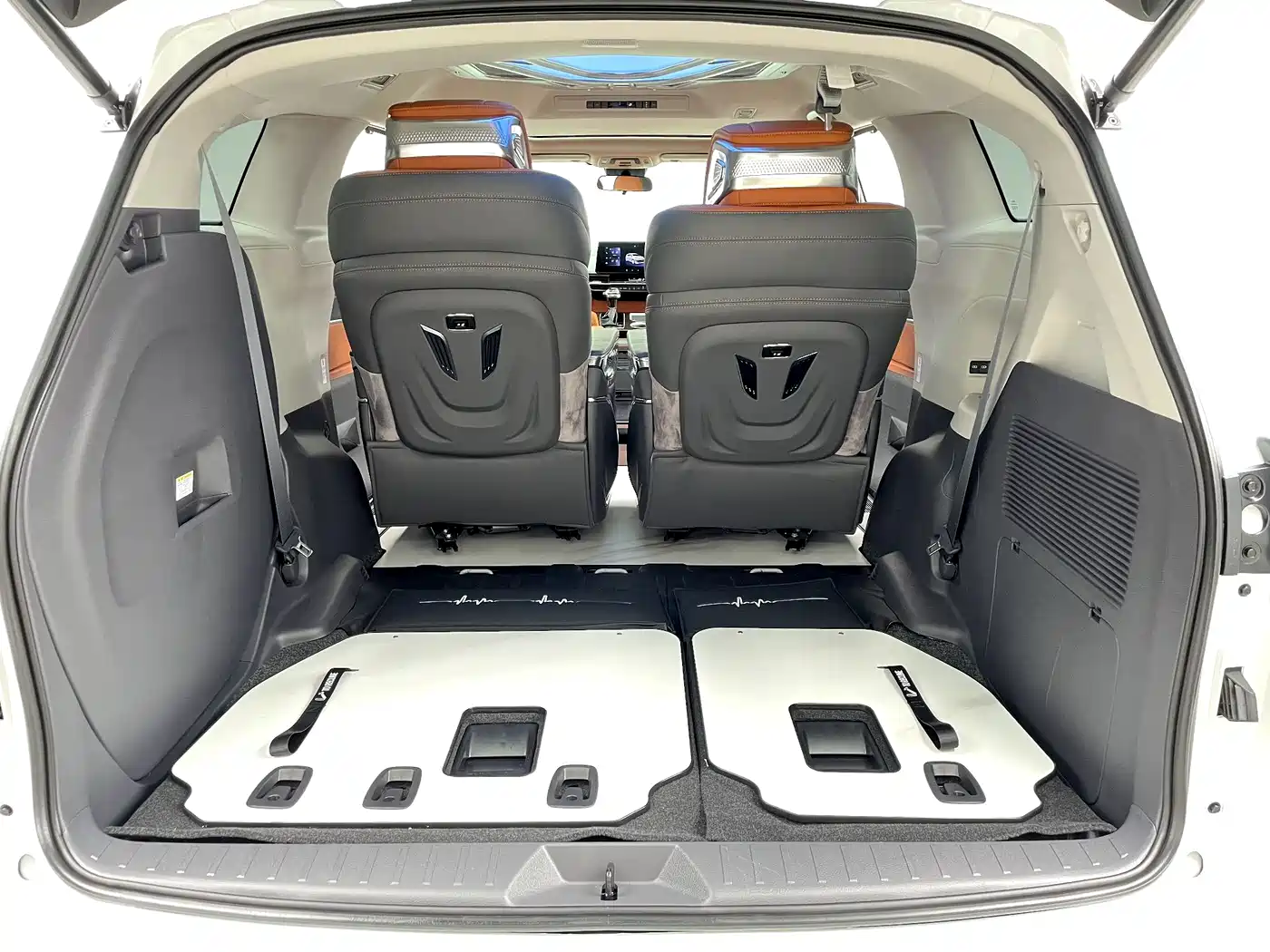 Toyota Sienna 2026 Model 2.5L Hybrid 2WD Comfort Edition фото 31