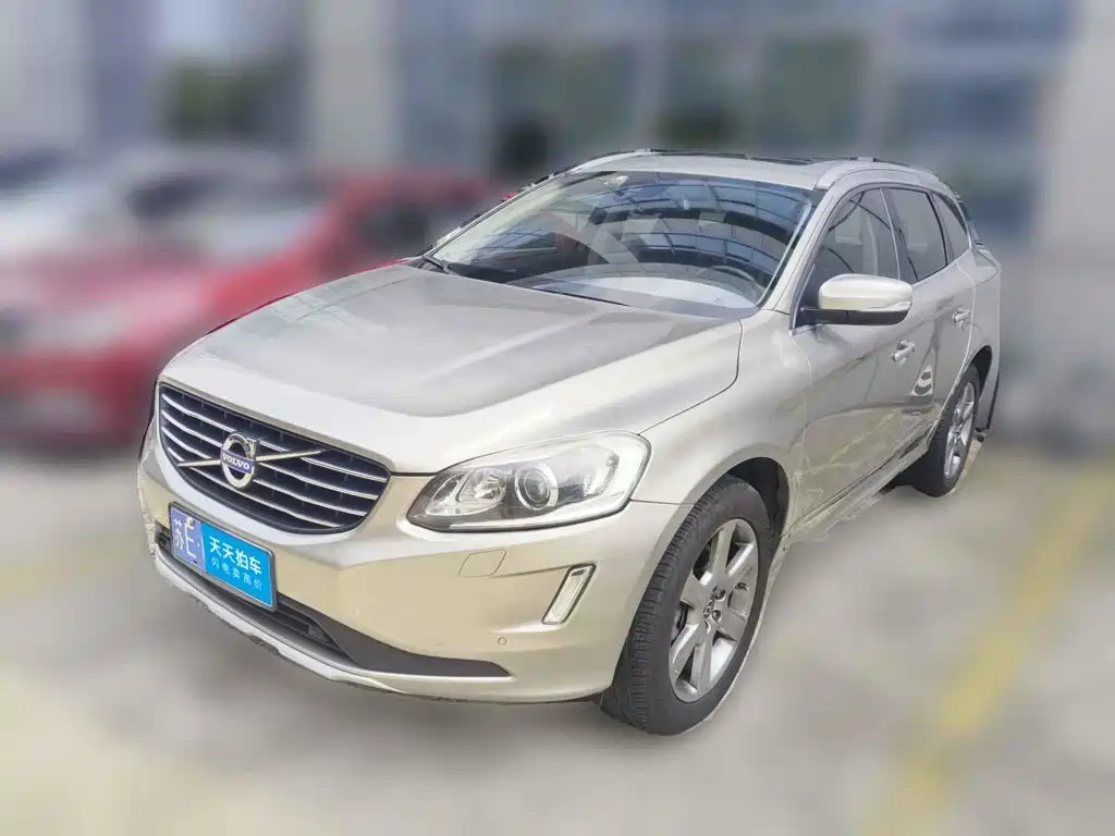 Volvo XC60 (Import) 2014 2015 T6 Momentum