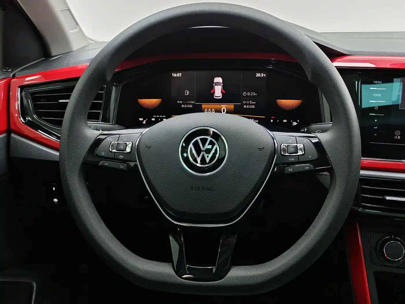 VOLKSWAGEN POLO