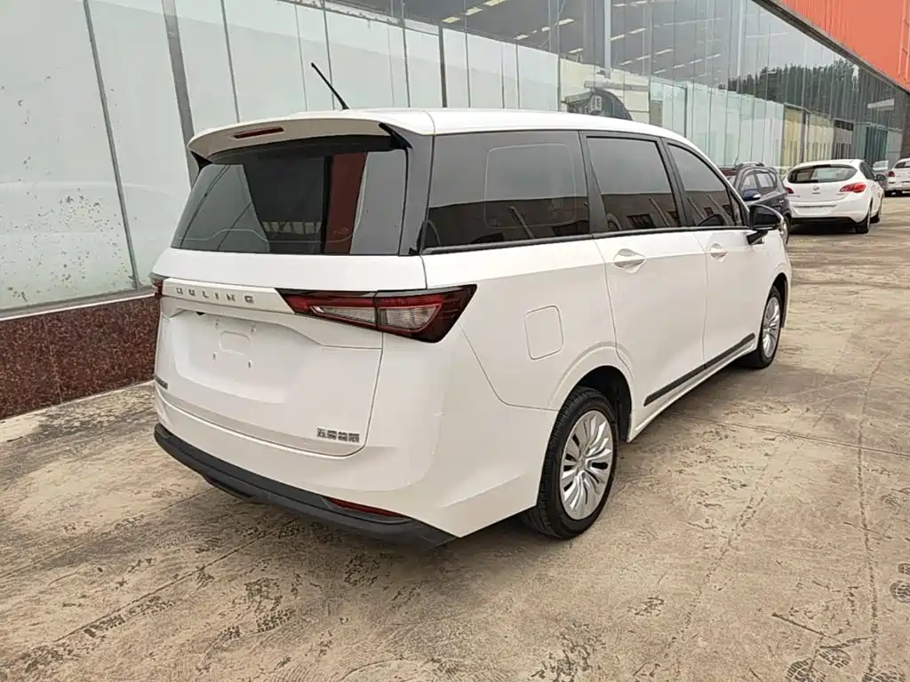 Wuling Motors Wuling Jiachen 2024 2022 1.5L Manual Joy Elite