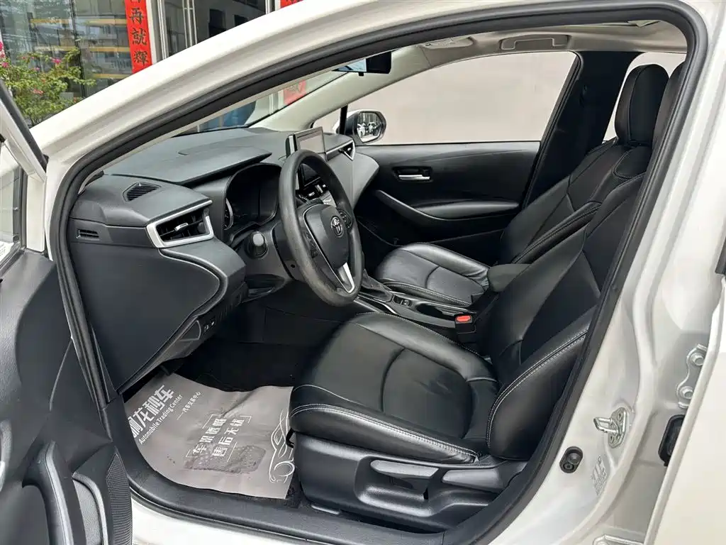 Toyota Corolla 2021 1.2T S-CVT Elite PLUS Edition фото 9