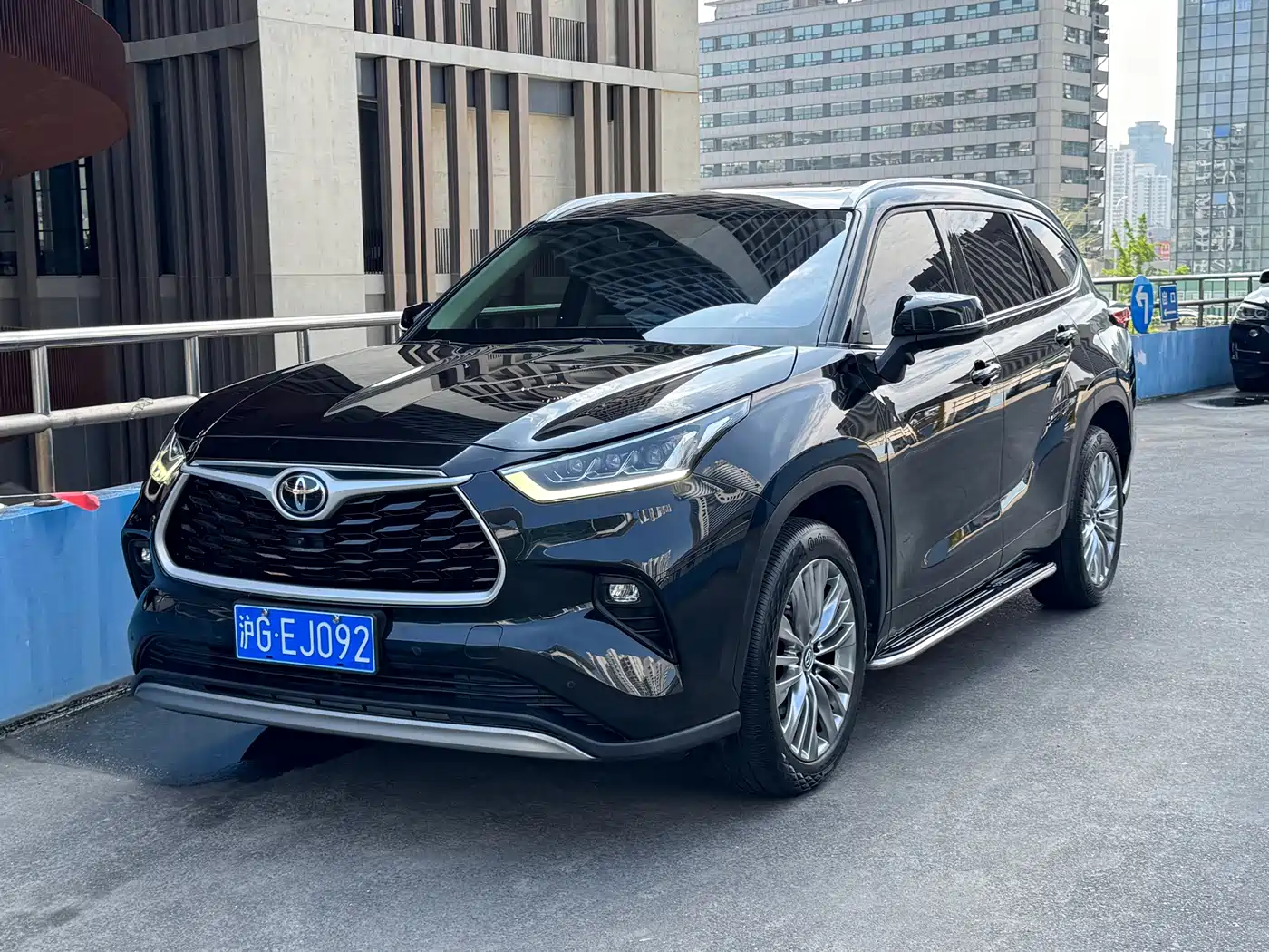 Toyota Highlander 2022 380T 4WD Premium 7-Seater