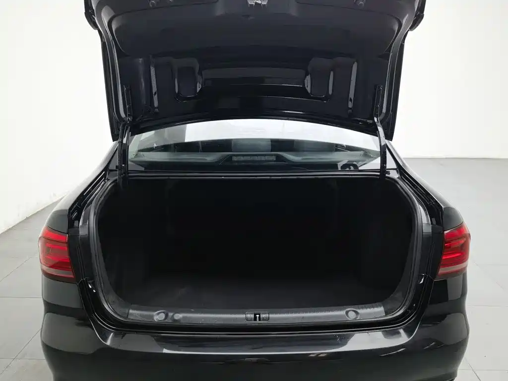 Photo 16 - Volkswagen Lavida