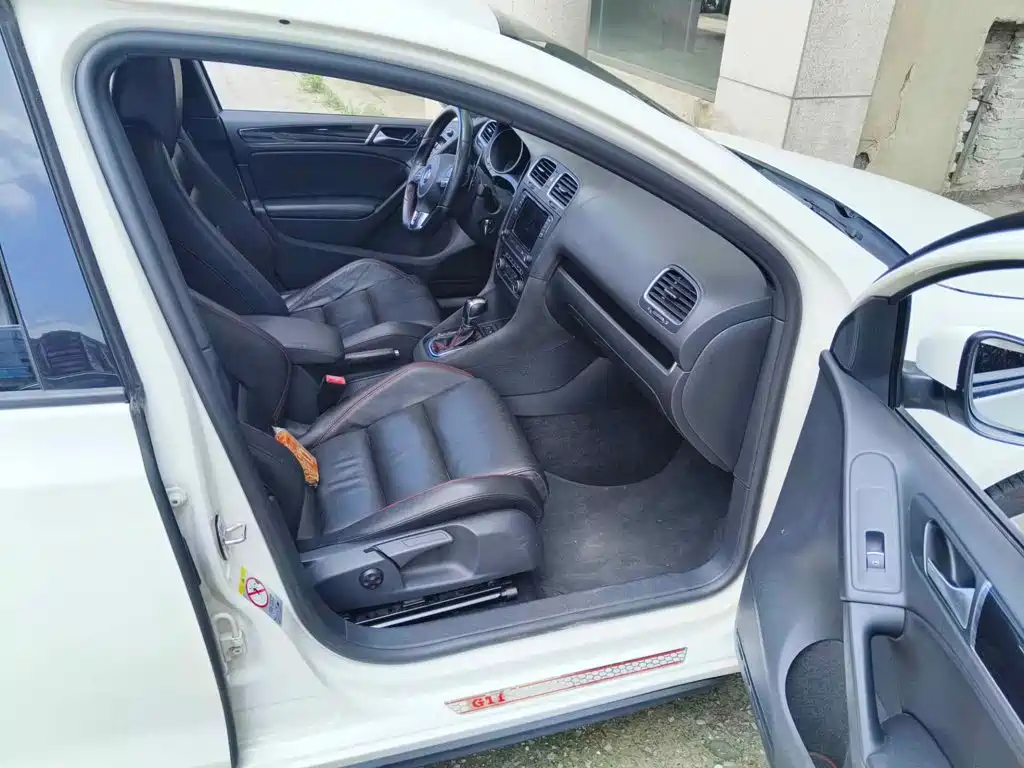 Volkswagen Golf GTI 2013 2012 2.0TSI GTI