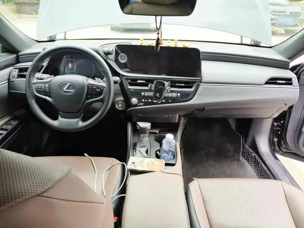 Lexus ES, миниатюра 12