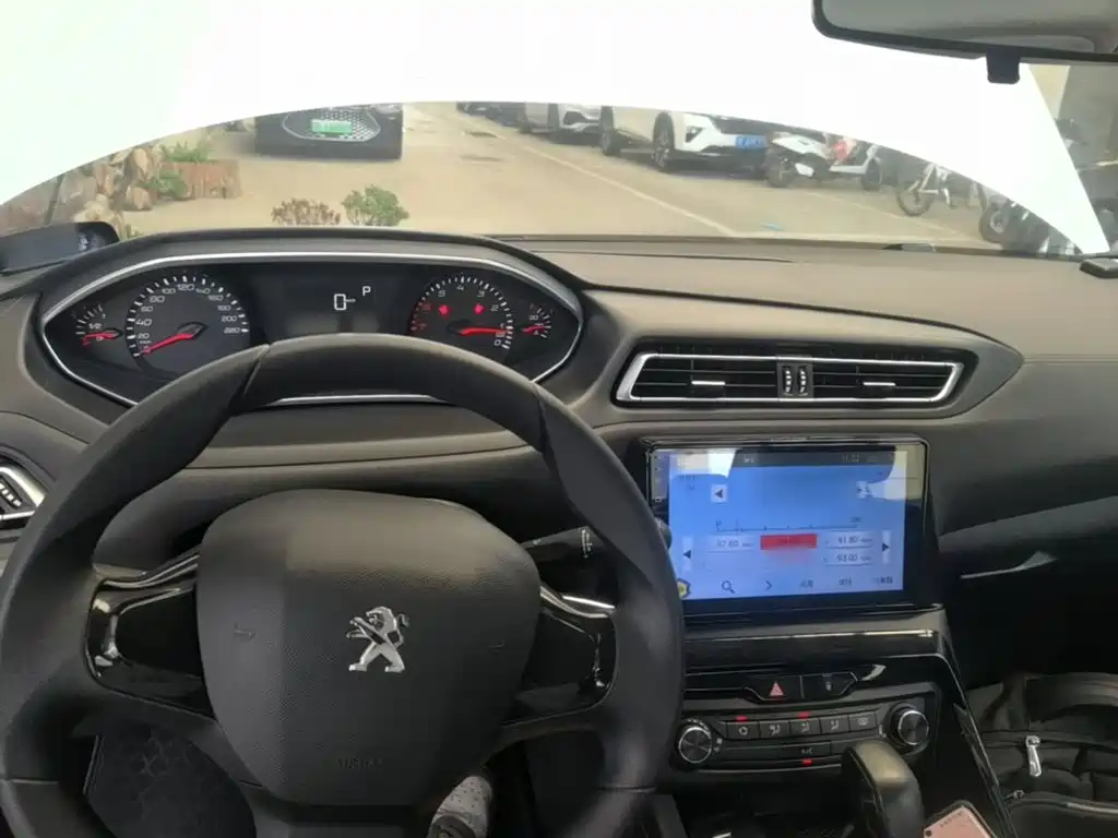 Peugeot 308 2018 2018 1.6L Auto Fashion Edition