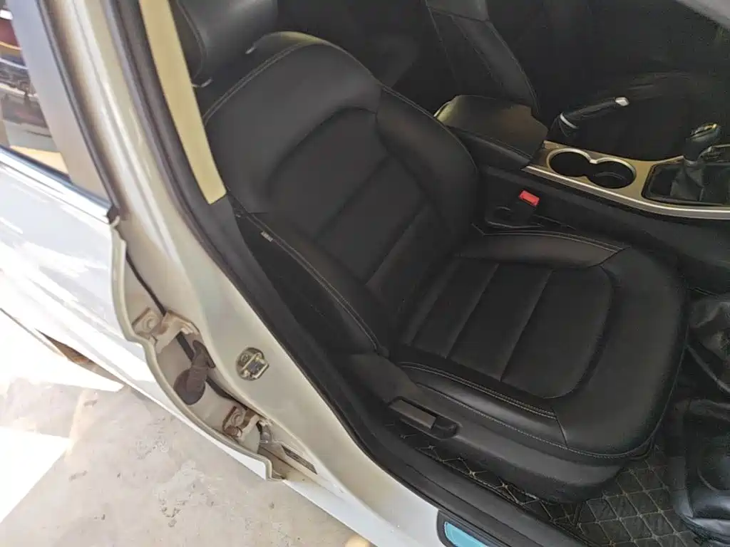 Geely Emgrand GL 2017 2017 1.3T Manual Elite