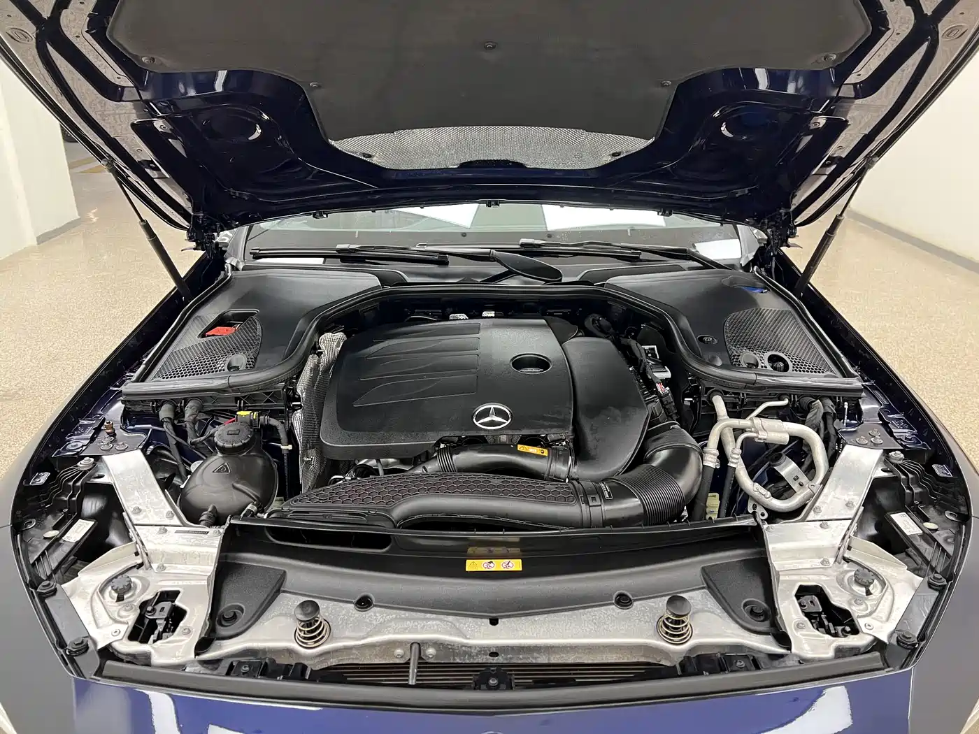 Mercedes-Benz CLS 2018 CLS 300 Dynamic фото 40