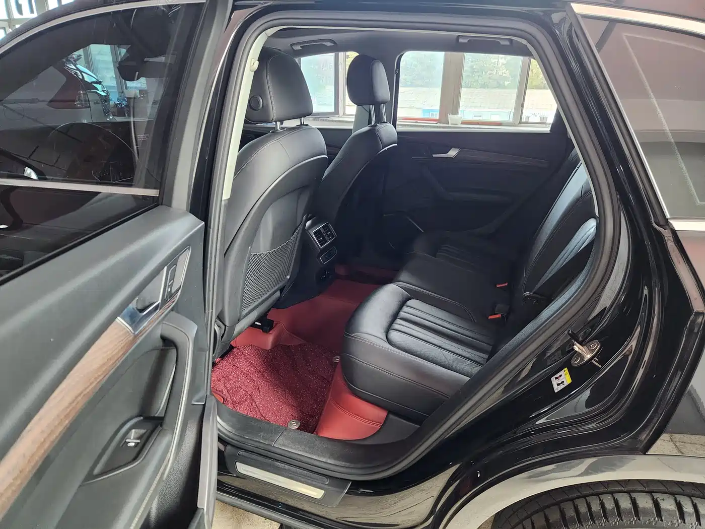 Audi Q5L 2022 40T Luxury Elegance фото 8