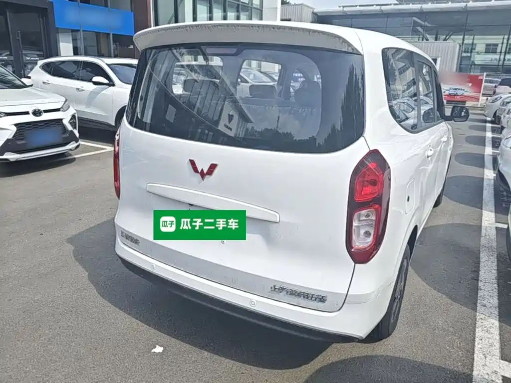 Wuling Motors Wuling Hongguang New Energy 2026 2025 Extended-Range Hybrid 50KM Comfort Version