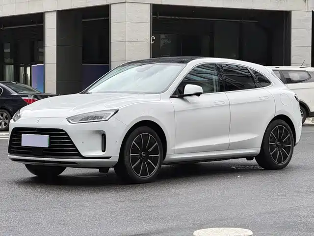 AITO M5 Последовательный гибрид, полный привод, Ультра