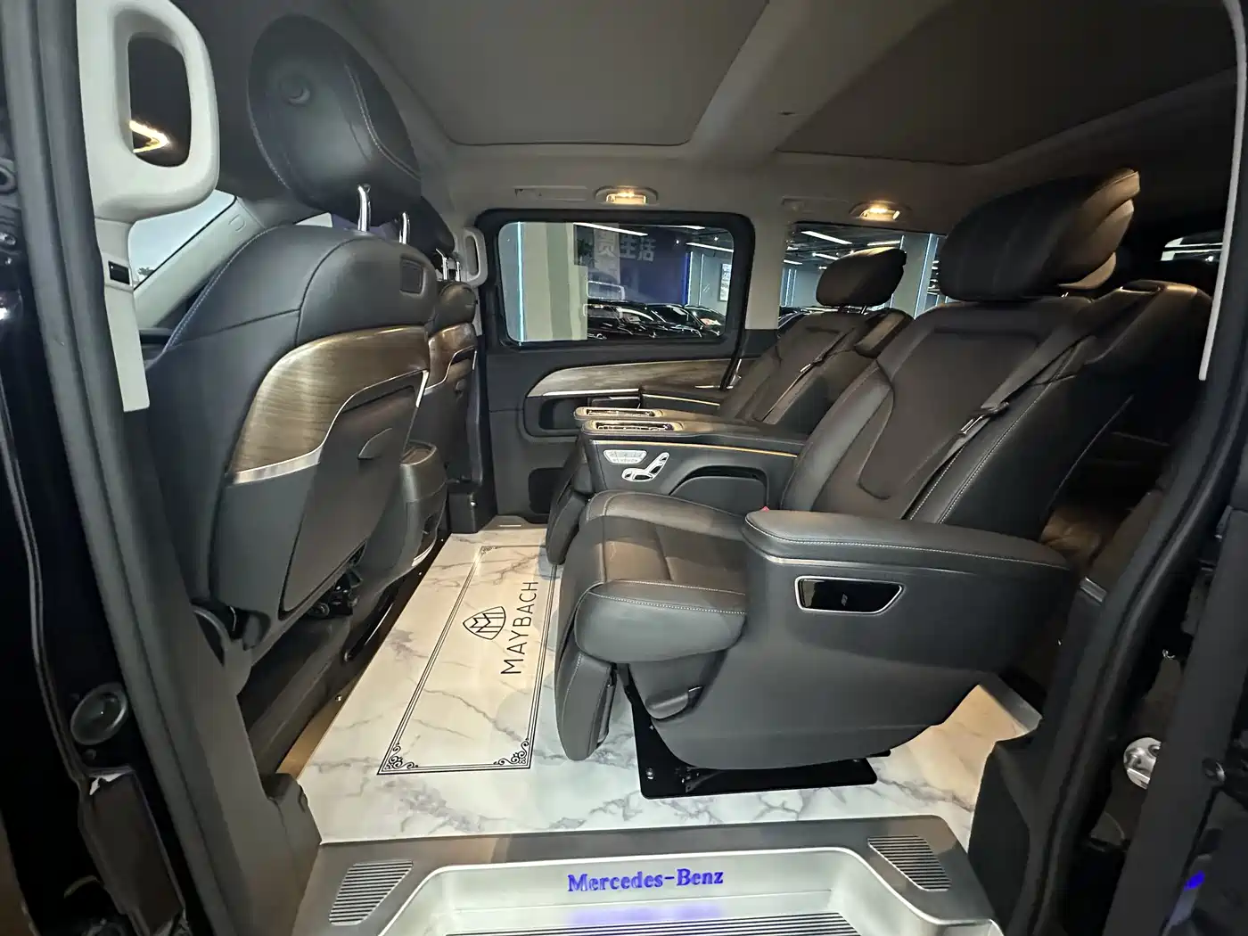 Mercedes-Benz V-Class 2020 V 260 Luxury Edition фото 16