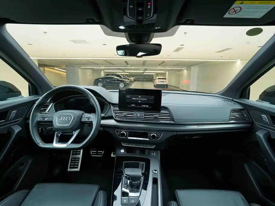 Audi Q5L 2024 Model 40 TFSI Luxury Dynamic фото 20