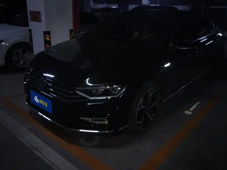 2022-2024 Volkswagen Magotan