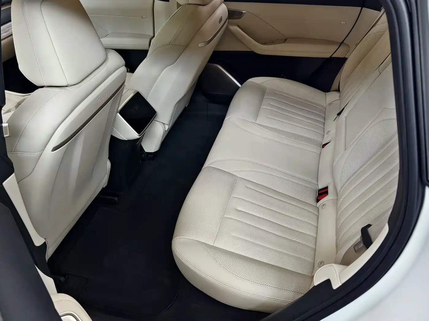 Ledao L60 2025 2025 model 60kWh AWD version