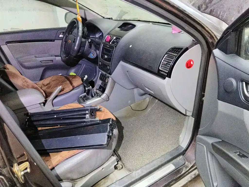 Geely Classic Emgrand 2012 2012 Hatchback 1.5L Manual Comfort