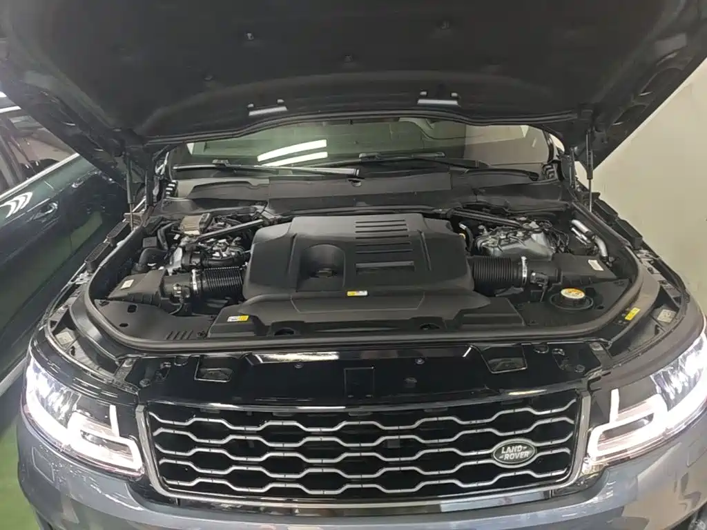 Фото 20 - Land Rover Range Rover Sport