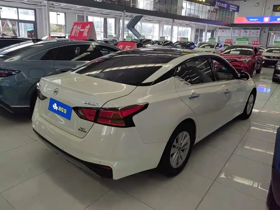Фото 3 - Nissan Teana