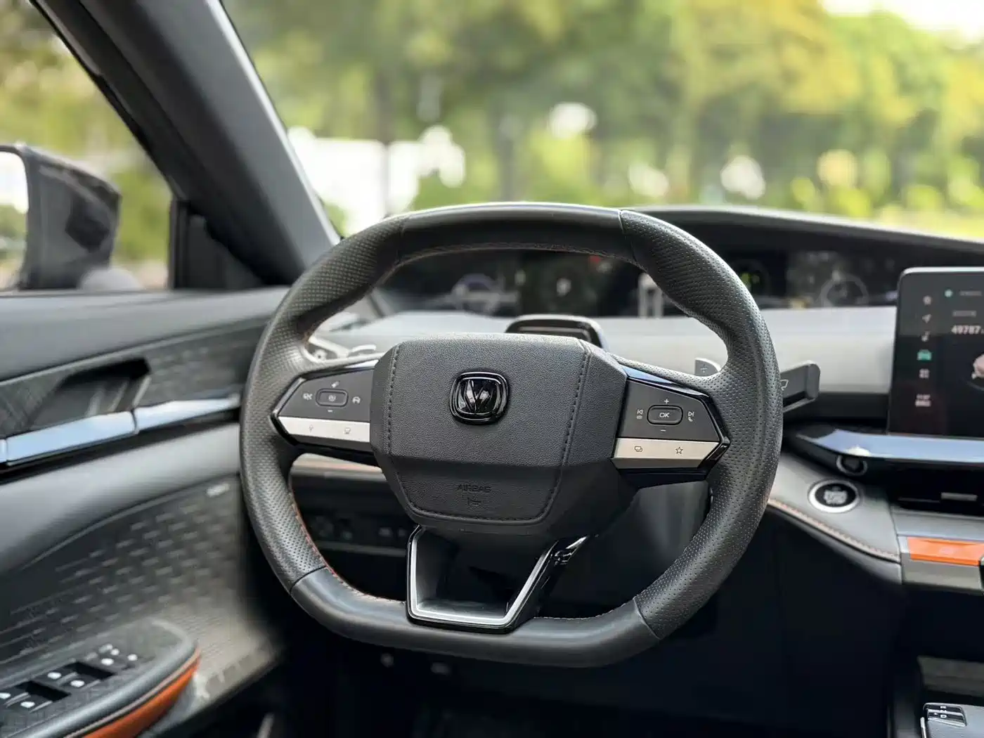 Changan UNI-V 2022 2022 1.5T Smart Pilot Edition