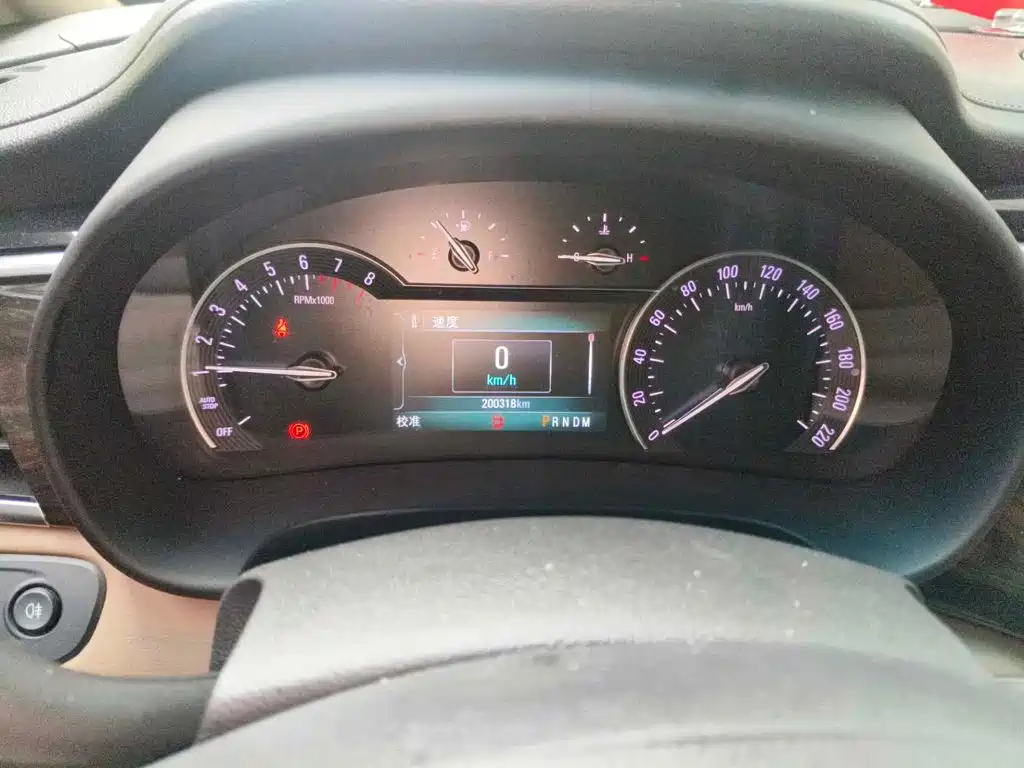 Фото 4 - Buick GL8