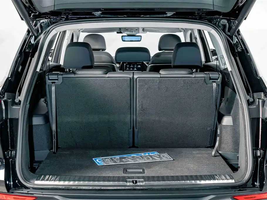 Audi Q6 2025 2024 40 TFSI quattro Cloud View Yulin Package 7-seater