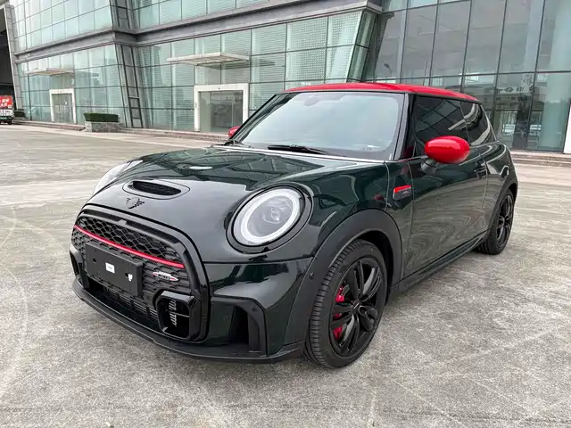 MINI JCW