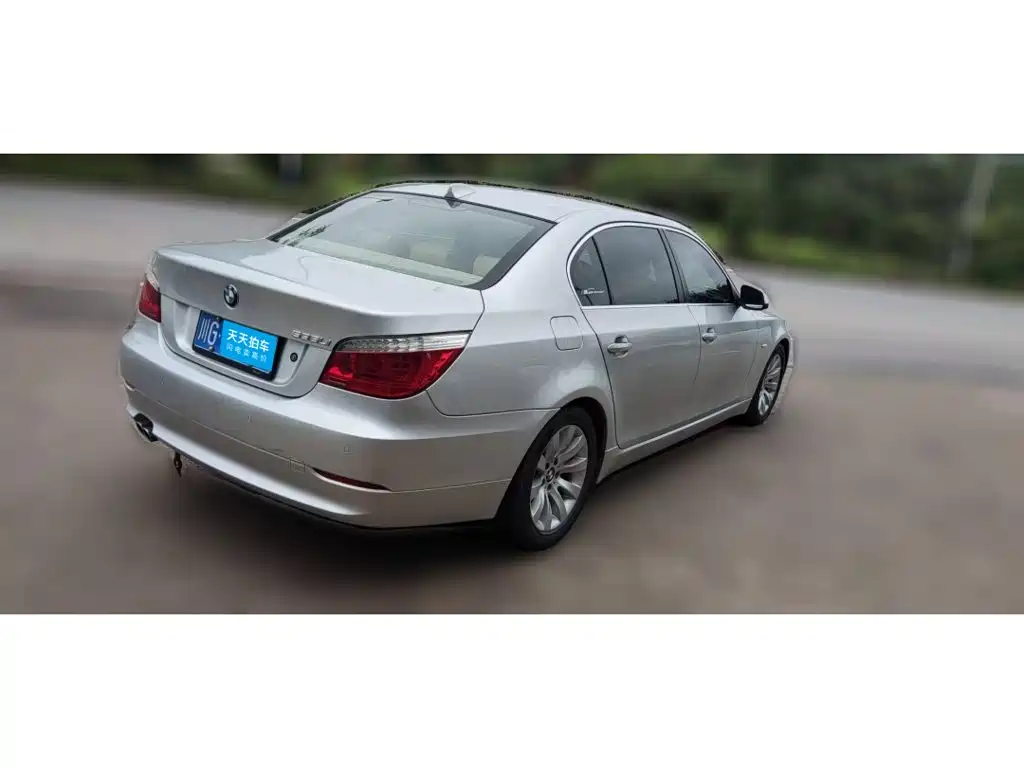 Фото 2 - BMW 5 Series
