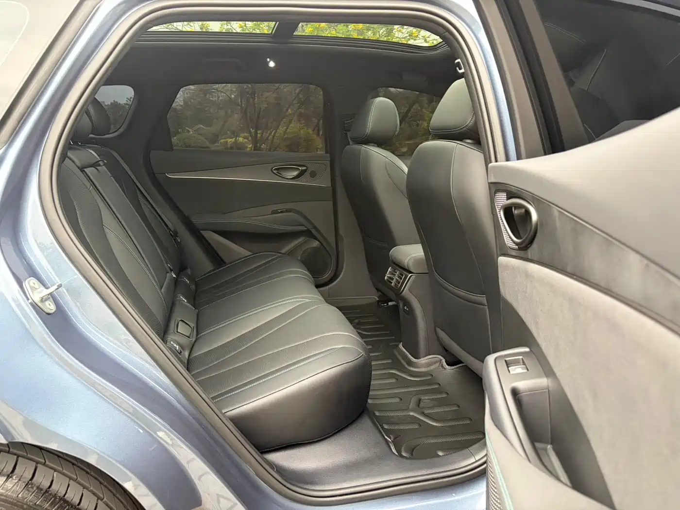 BYD SEAL 06 DM I TRAVEL EDITION