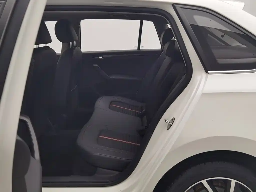 Skoda Rapid, миниатюра 15