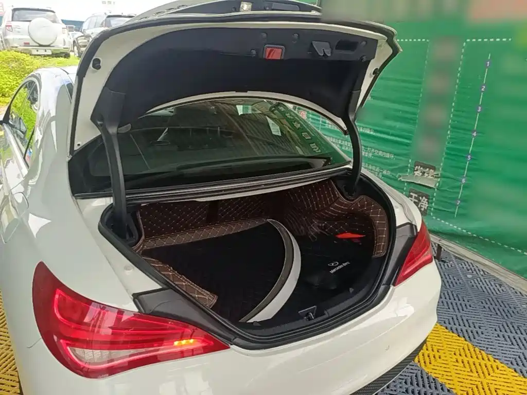 Mercedes-Benz CLA (Import) 2015 2015 CLA 220 4MATIC