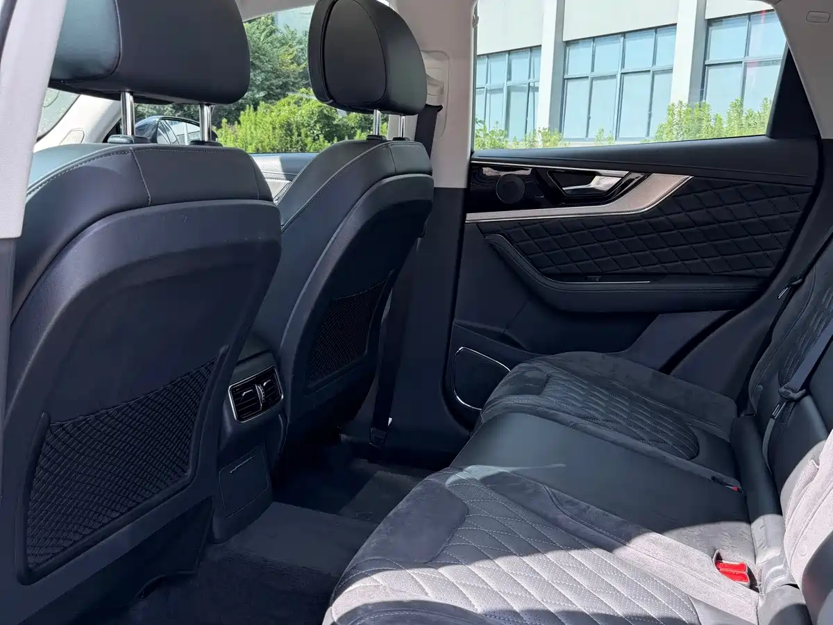 Hongqi HS5 2020 2019 2.0T Smart Connect Enjoy Edition