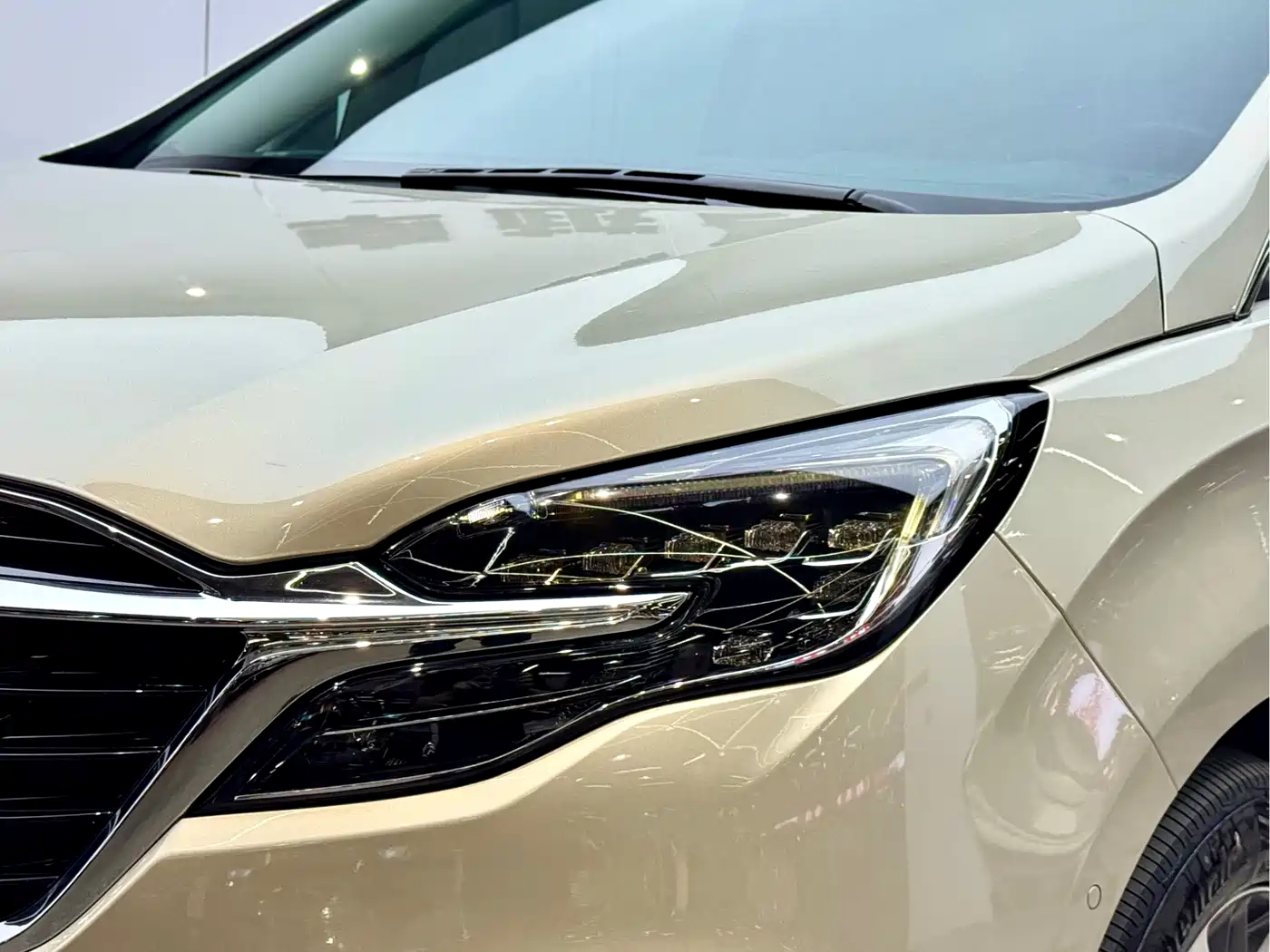 Buick GL8 2021 ES Landlord 653T Premium фото 24