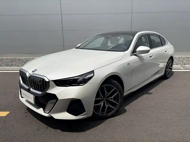  BMW BMW i5 2025 eDrive 35L M Sport Package