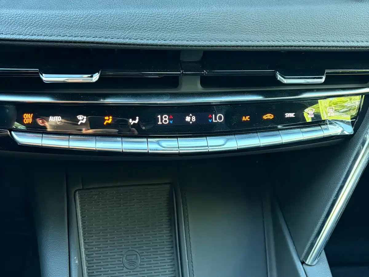 Cadillac CT6 2025 2023 28T Luxury Edition