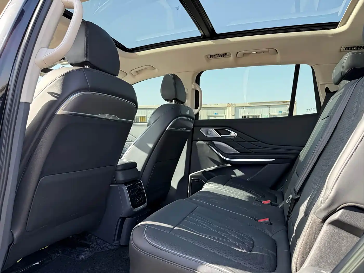 Hongqi HS7 PHEV 2024 2024 2.0T PHEV AWD Qichang Edition 7-seater