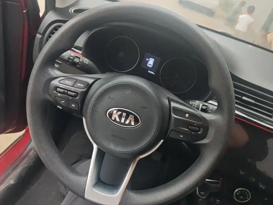 Kia KX CROSS 2018 2017 1.4L AT GLS