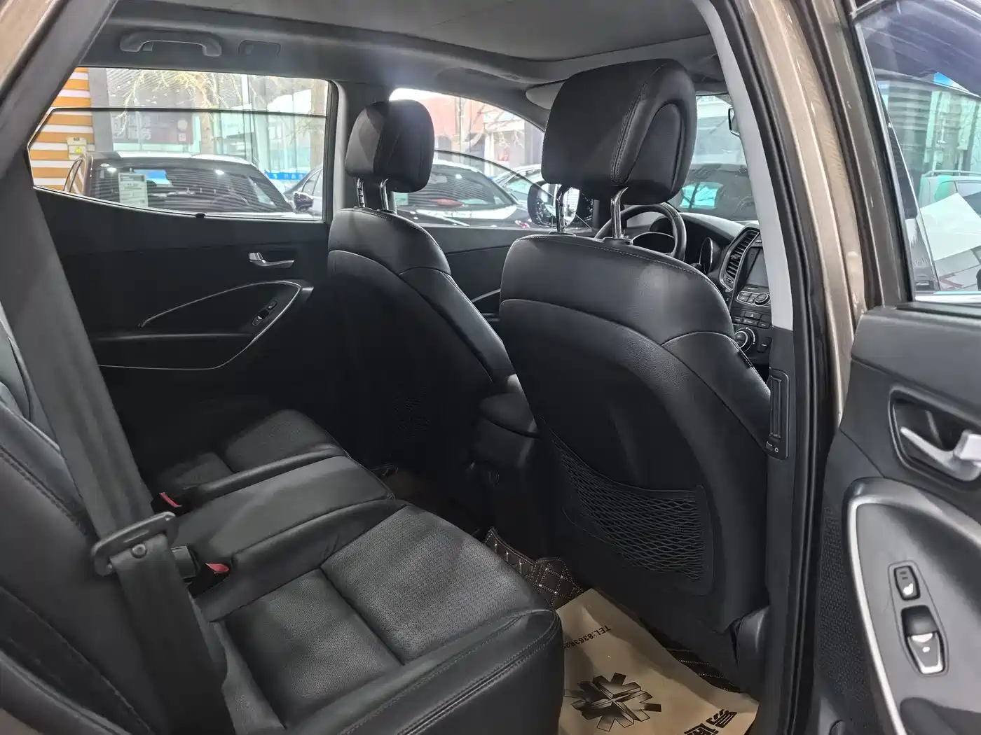 Hyundai Santa Fe 2013 2.0T Automatic AWD Premium фото 8