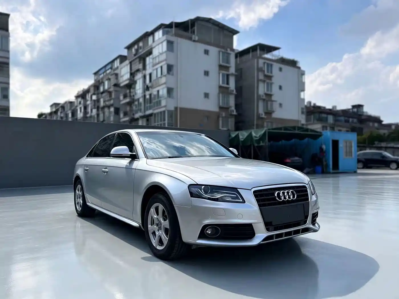 Audi A4L 2009 2010 2.0 TFSI Standard