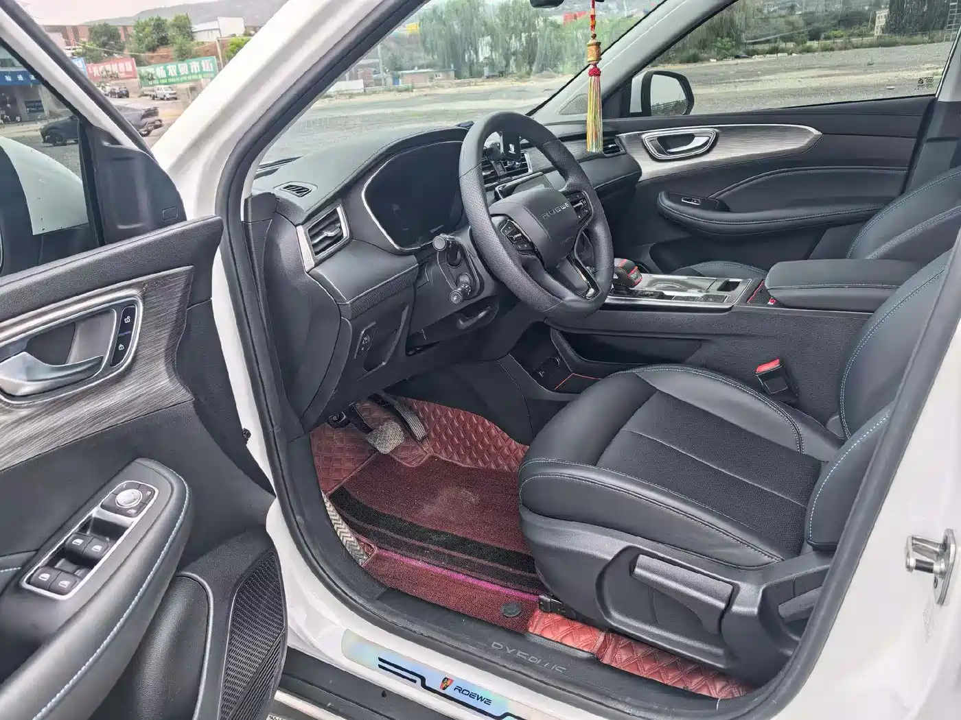Roewe RX5 2025 2025 PLUS 330TGI Auto Trend-Setting Smart Edition