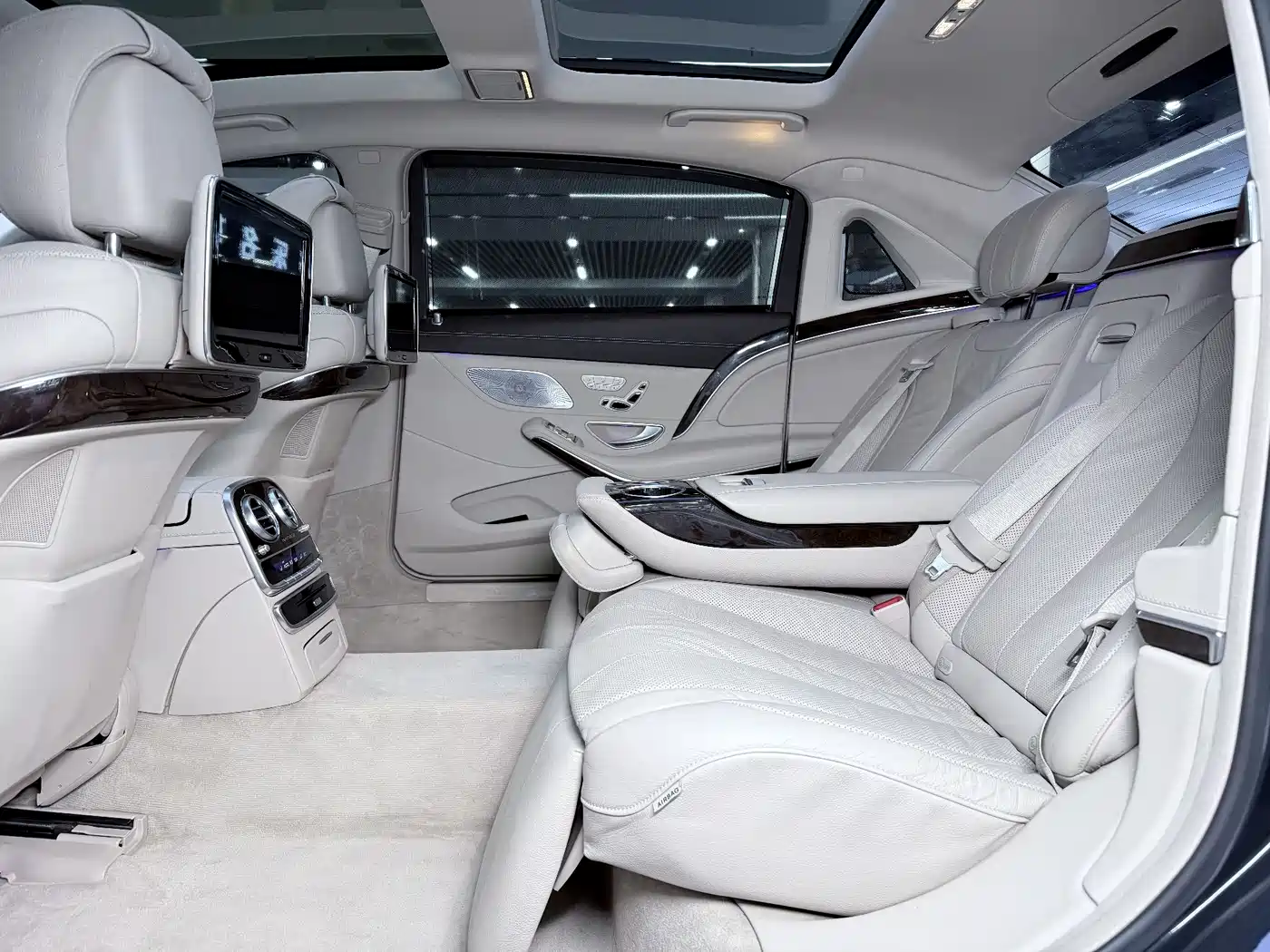 Mercedes-Benz Maybach S-Class 2015 S 400 4MATIC фото 15