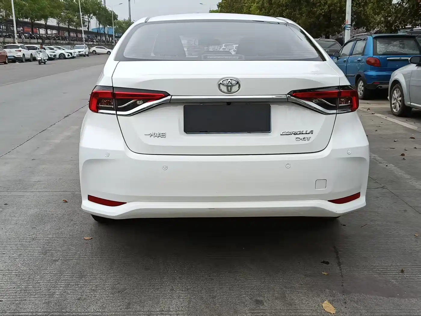 Toyota Corolla 2023 1.2T Pioneer Edition фото 8